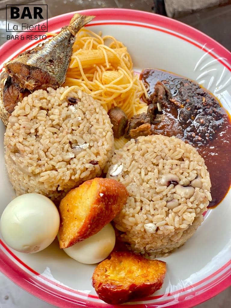 Ayimolou du meilleur restaurant de Lomé