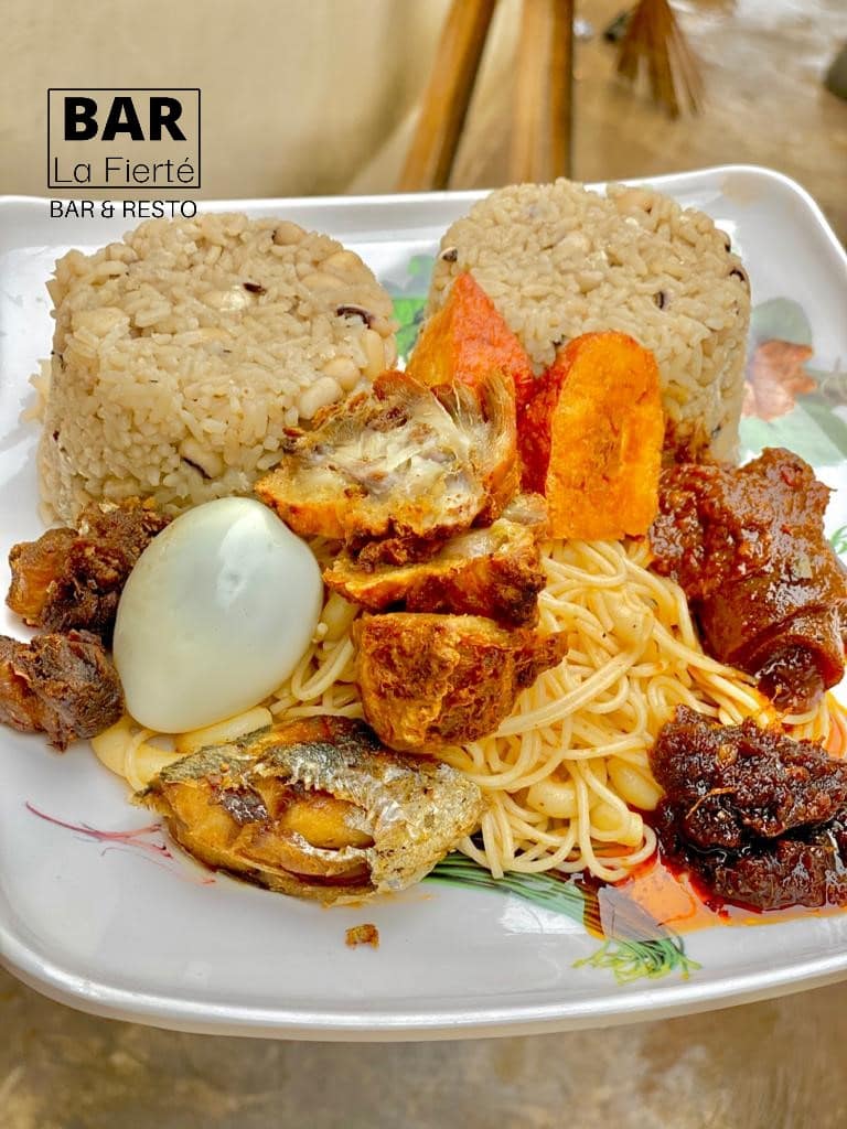 Ayimolou du meilleur restaurant de Lomé