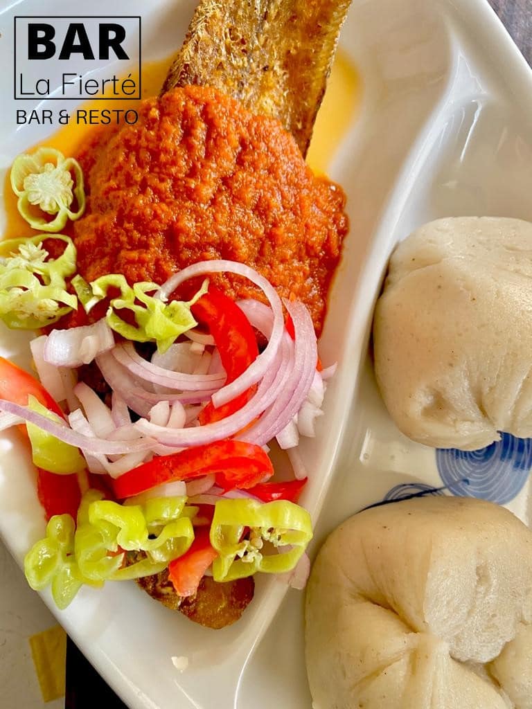 khom du meilleur restaurant de Lomé